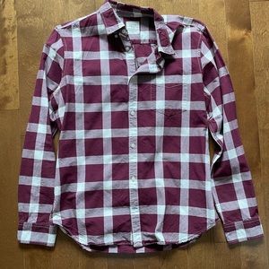 *SOLD* 🔆 Gap purple & white plaid cotton shirt size M